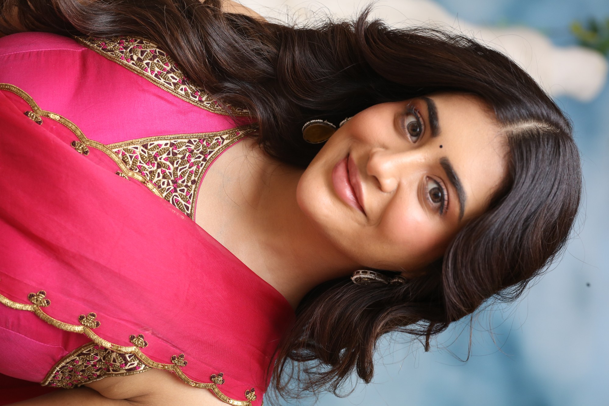Rashi Singh traditional glamorous saree look