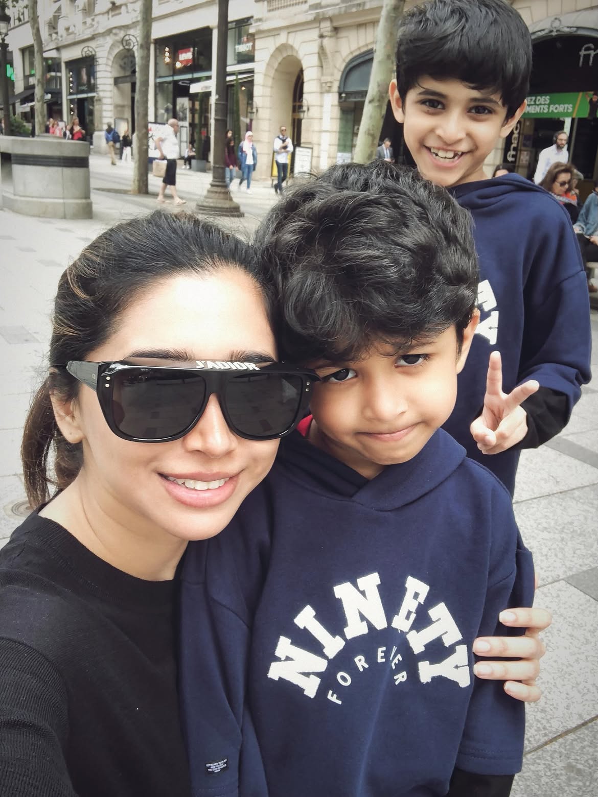 Aarti Ravi son Aarav turns 16