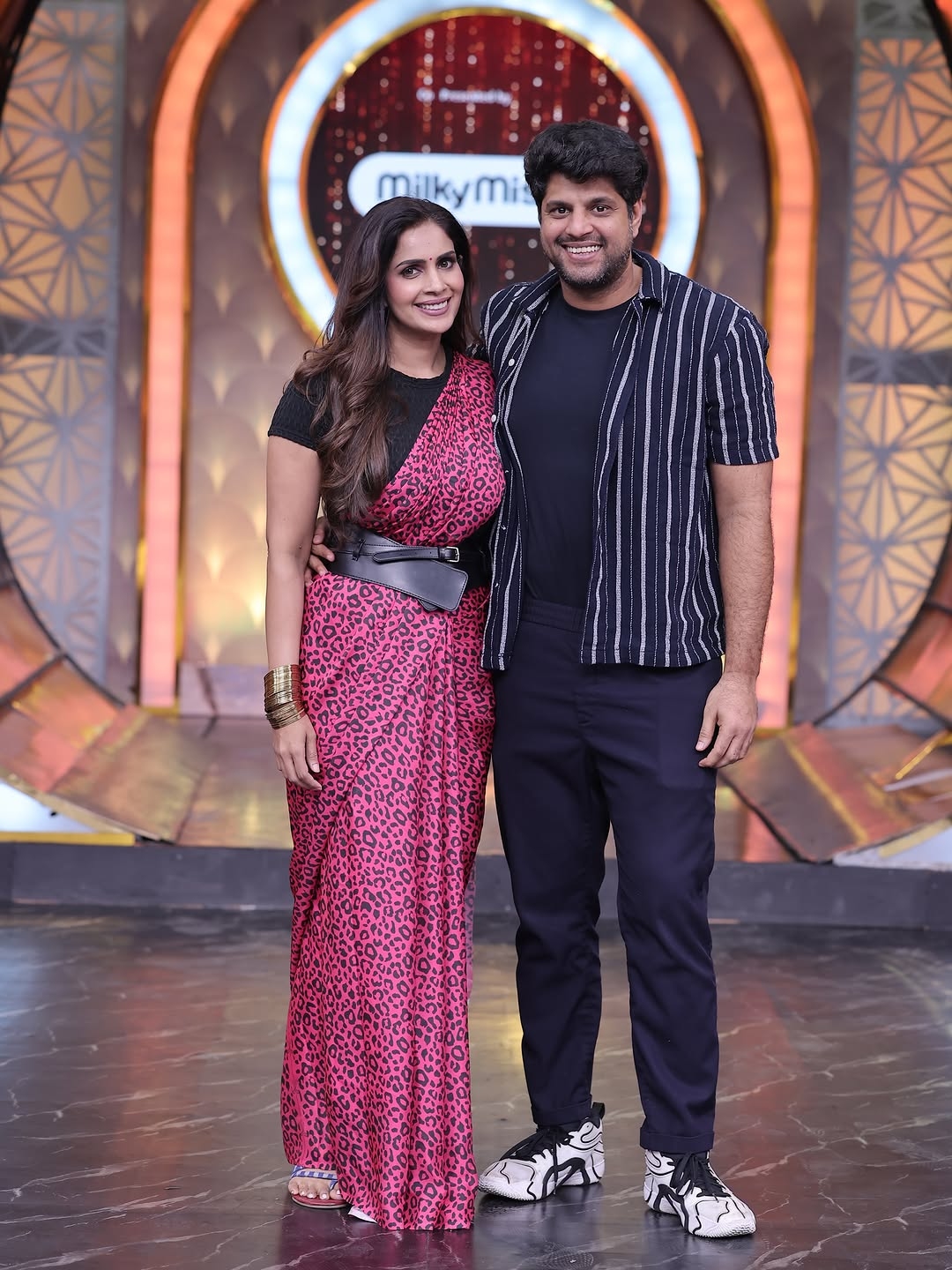 Samyuktha Shanmughanathan and Anirudha Srikkanth's Cooku With Comali Photos Go Viral