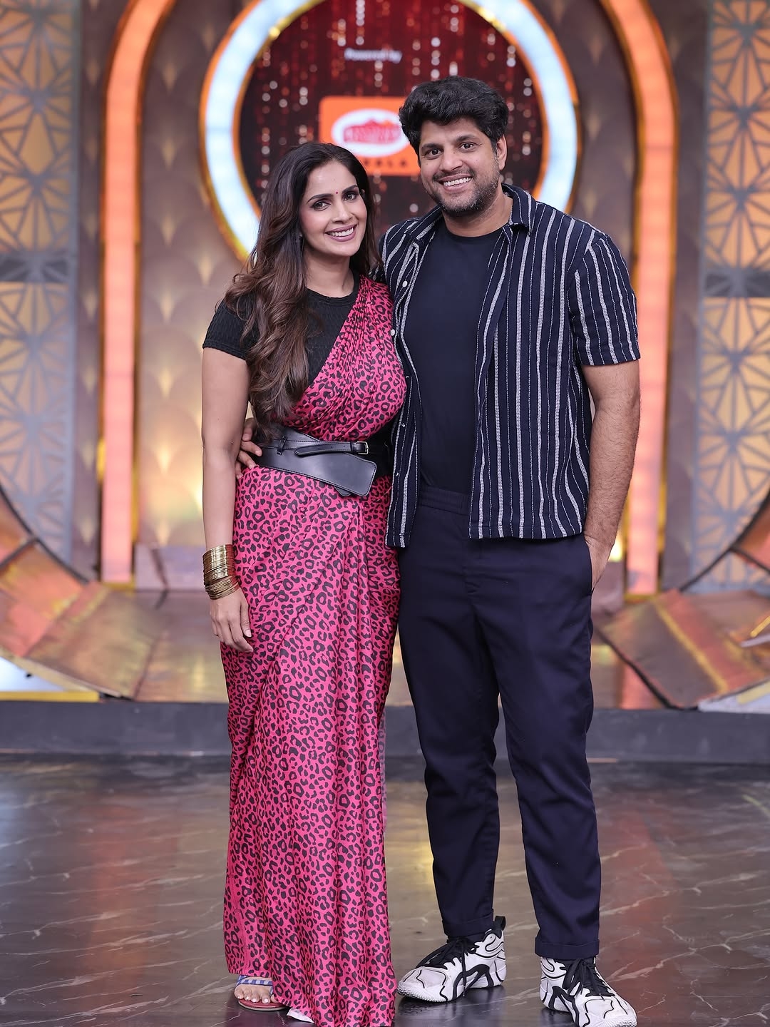 Samyuktha Shanmughanathan and Anirudha Srikkanth's Cooku With Comali Photos Go Viral