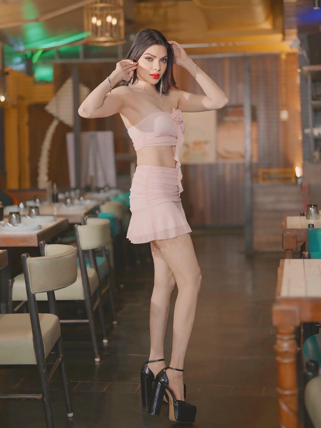 Glamour With A Personal Touch
