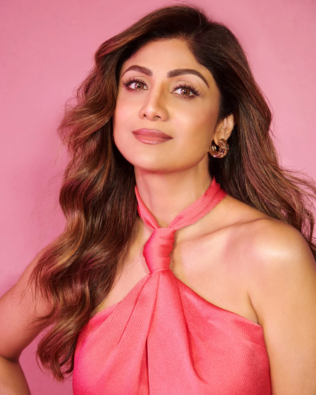 Shilpa Shetty stylish pink ensemble