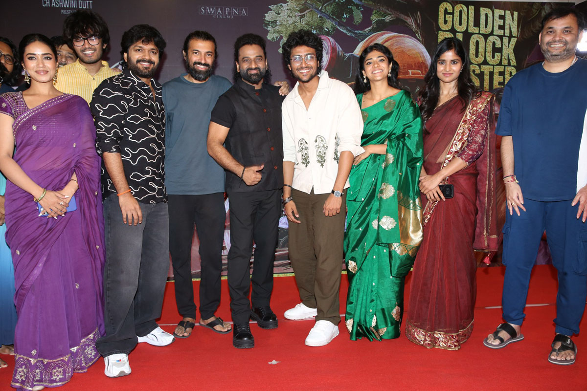 Sing Geetham team group photoshoot