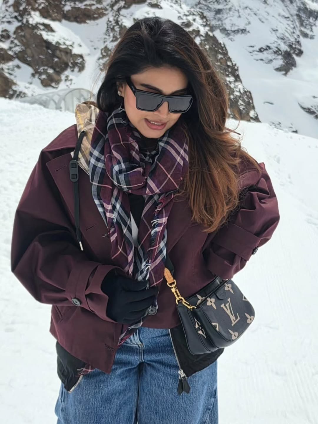 Sneha’s Vacation Photos With Her Children Go Viral on Social Media