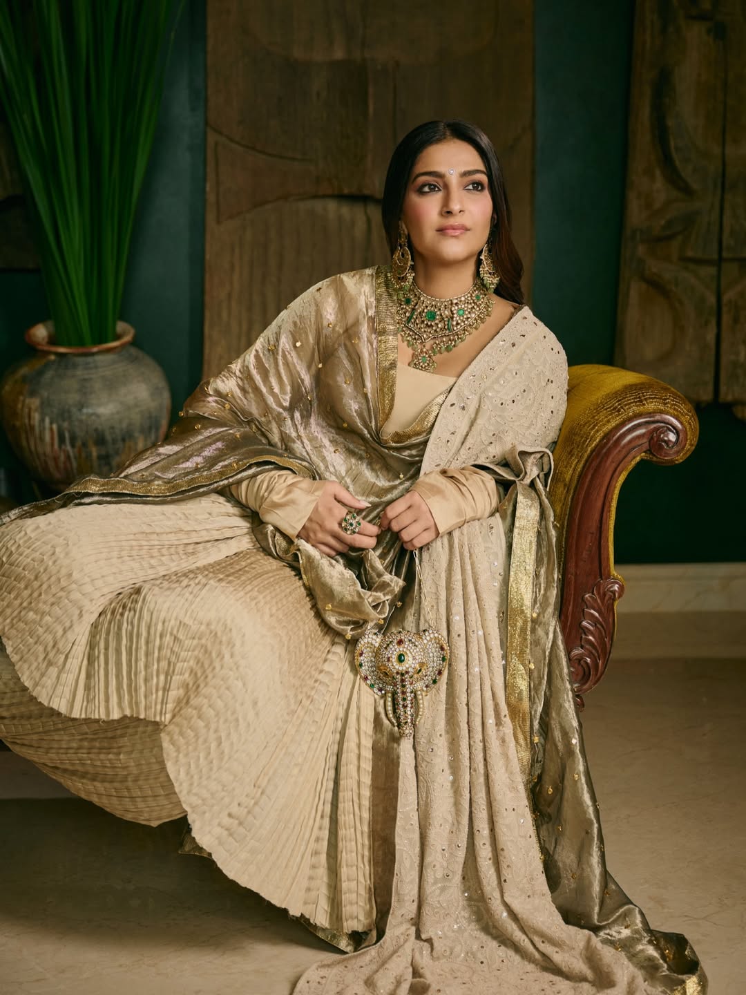 Highlights Of Sonam Kapoor’s Wedding Ensemble
