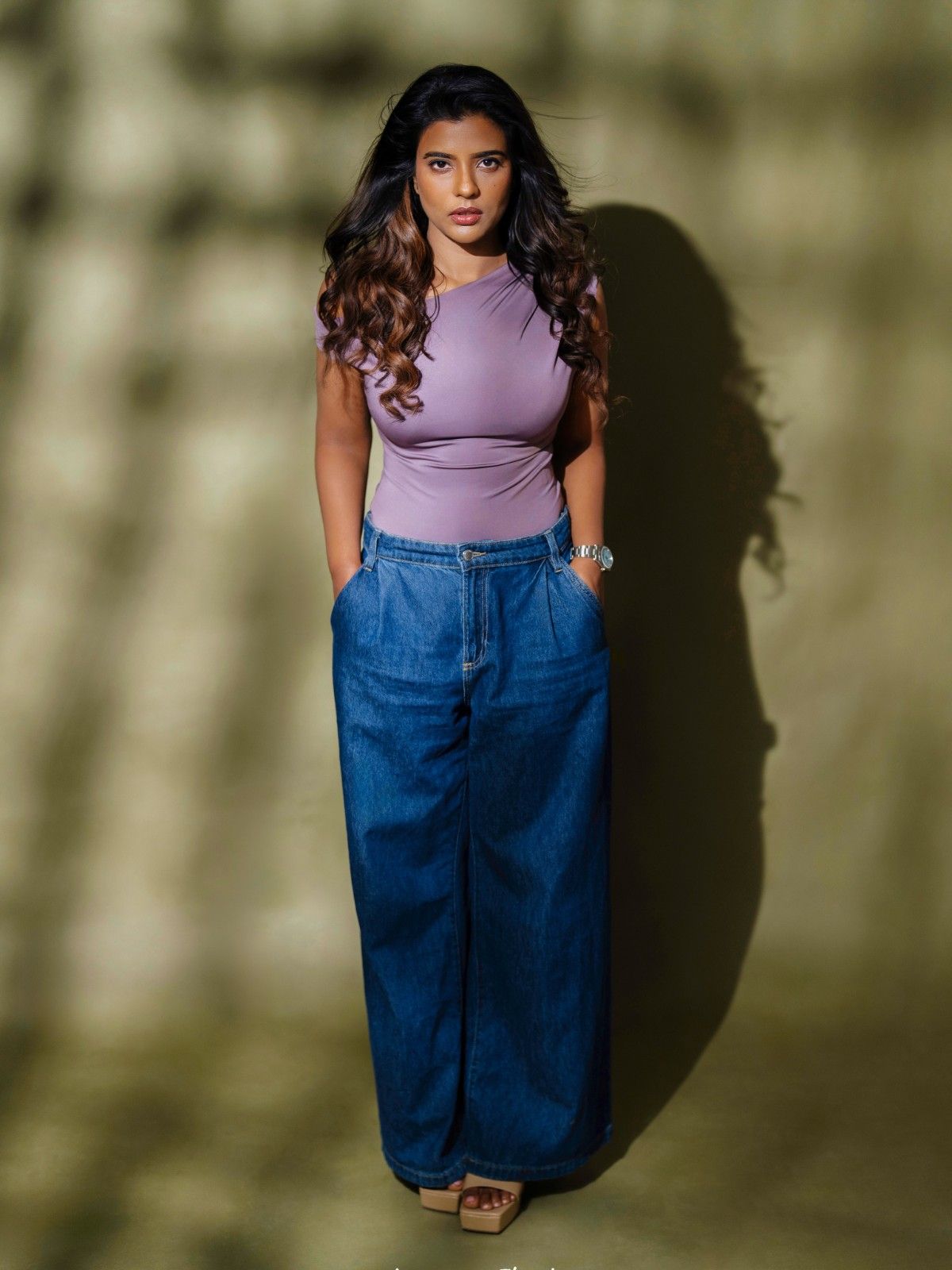 Actress Aishwarya Rajesh Shares Her Recent Stunning Photos Which Attracts Youths