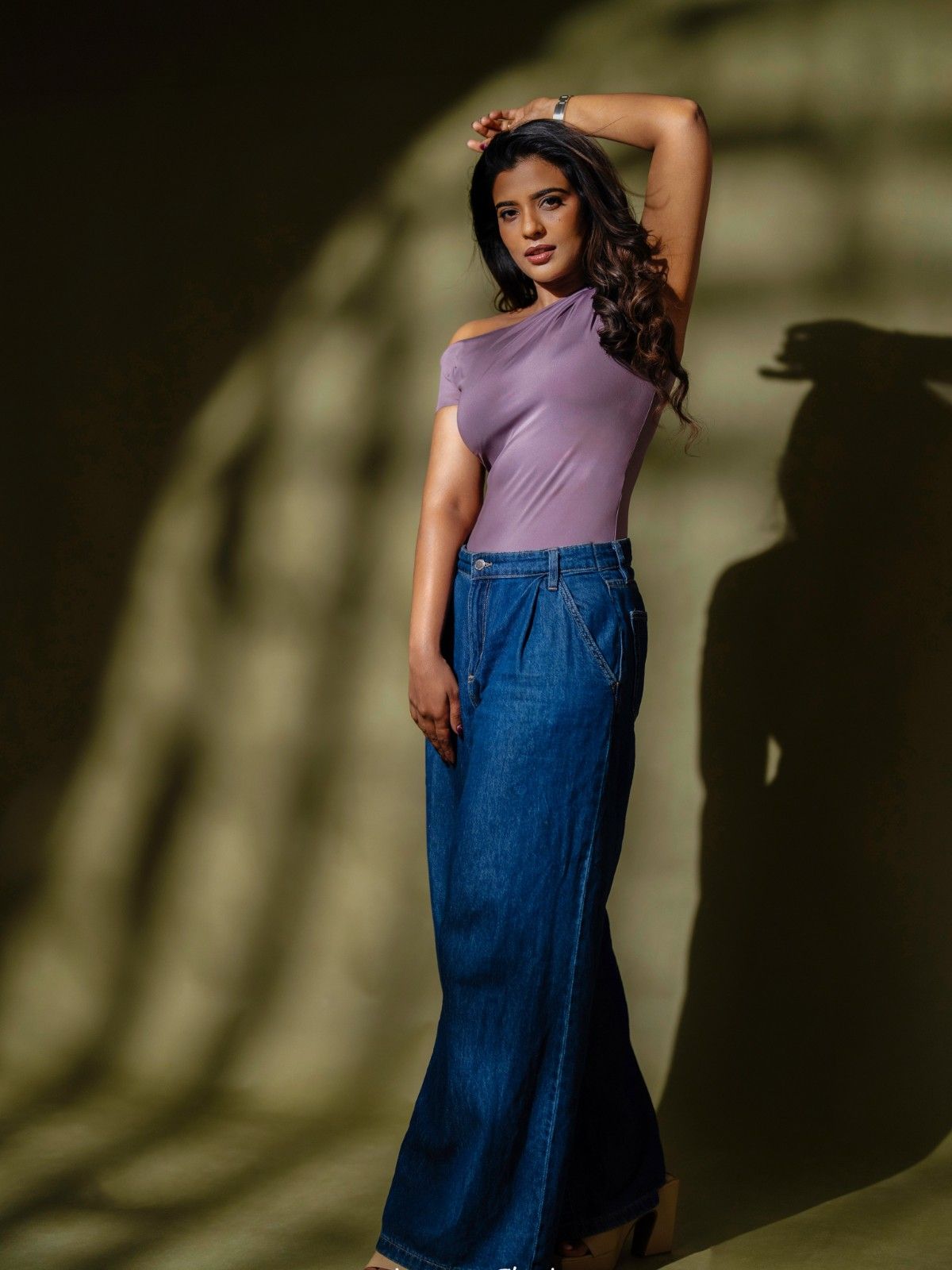 Actress Aishwarya Rajesh Shares Her Recent Stunning Photos Which Attracts Youths