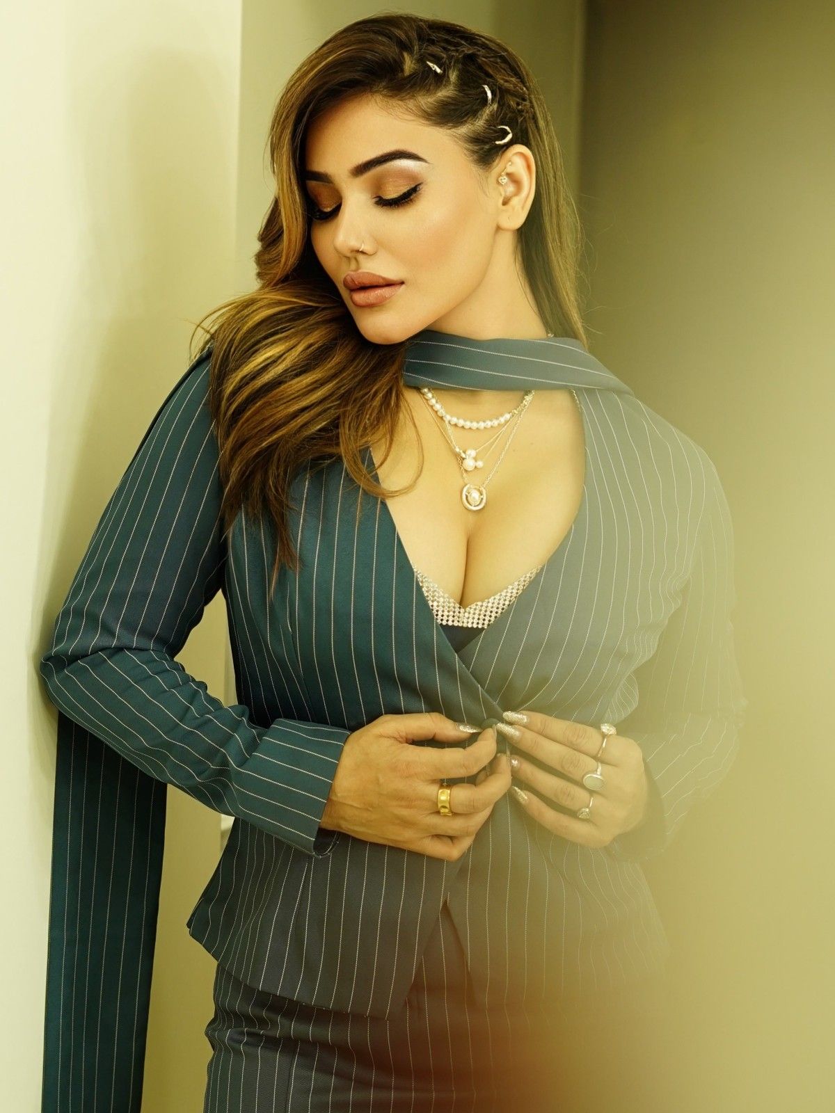 Actress Kangna Sharma Recent Photos Attracts Fans For Her Coustumes