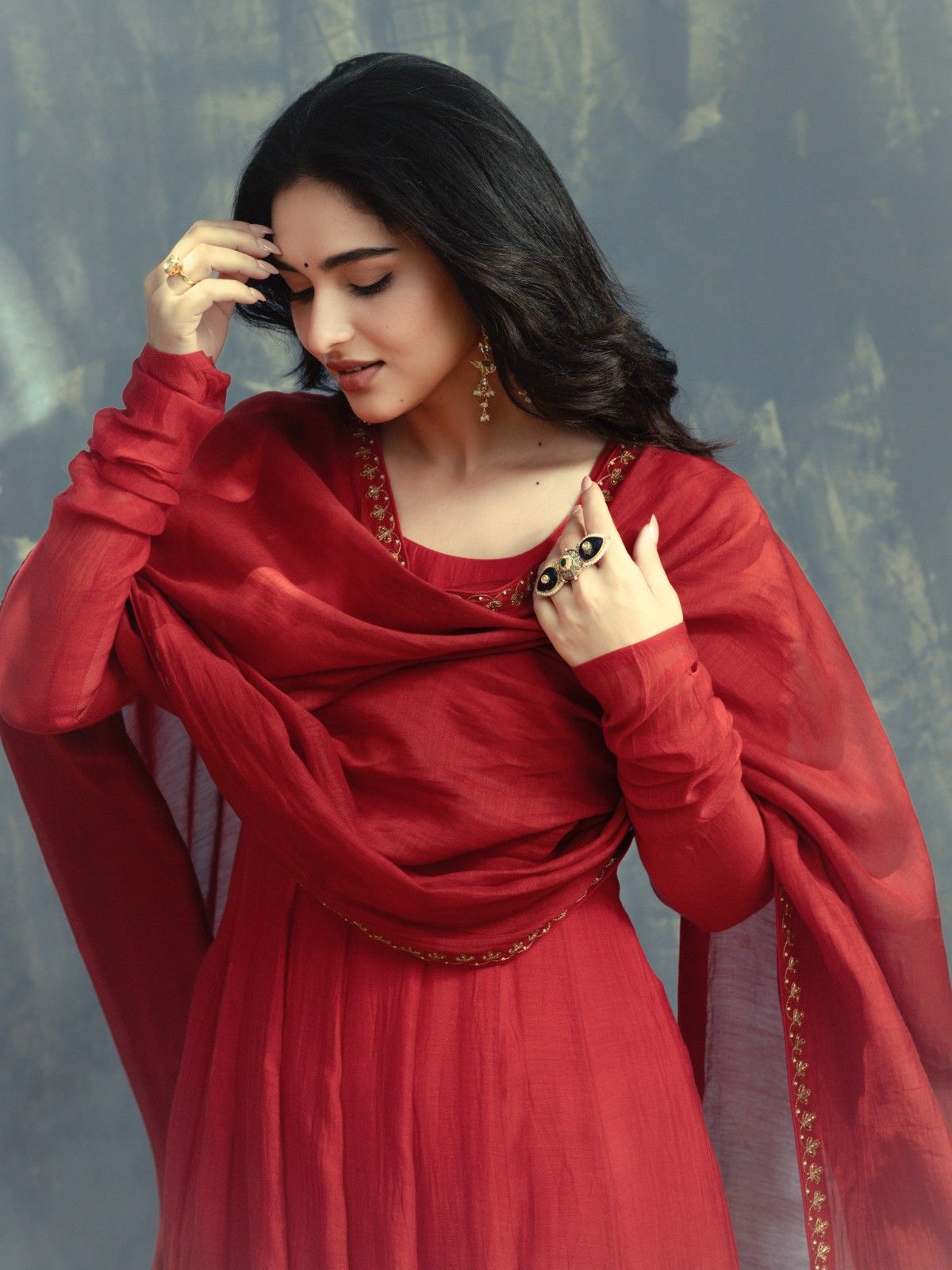 Actress Kayadu Lohar Shares Her Gorgeous Photos On Instagram Goes Trednding