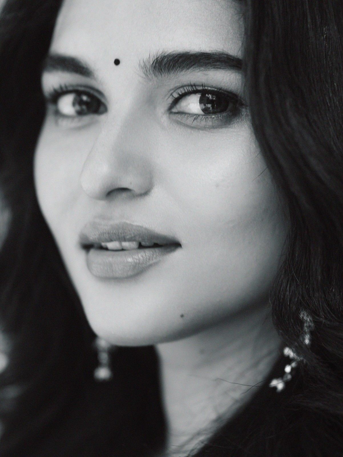 Actress Kayadu Lohar Shares Her Gorgeous Photos On Instagram Goes Trednding