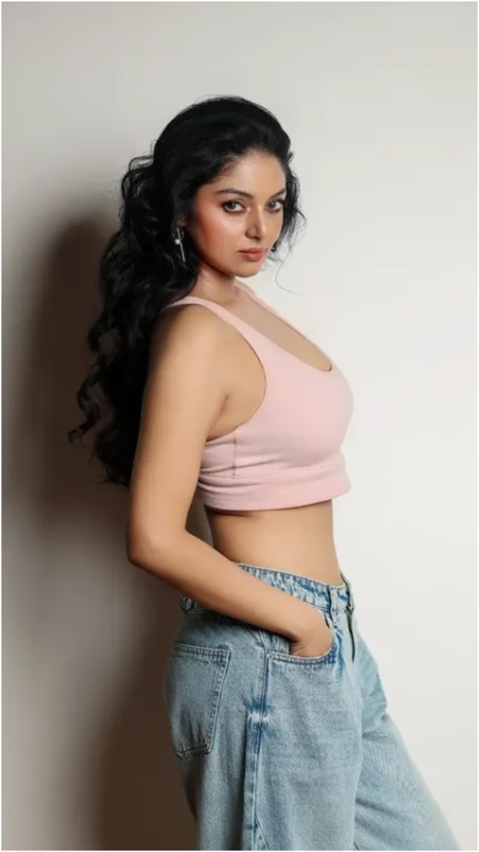 Actress Sanam Shetty
