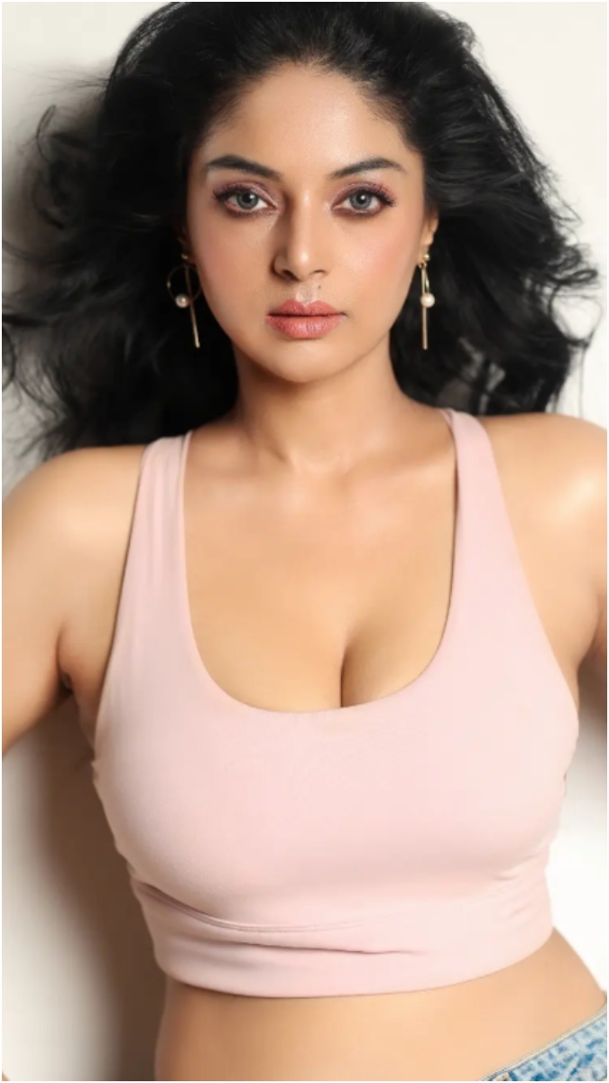 Actress Sanam Shetty