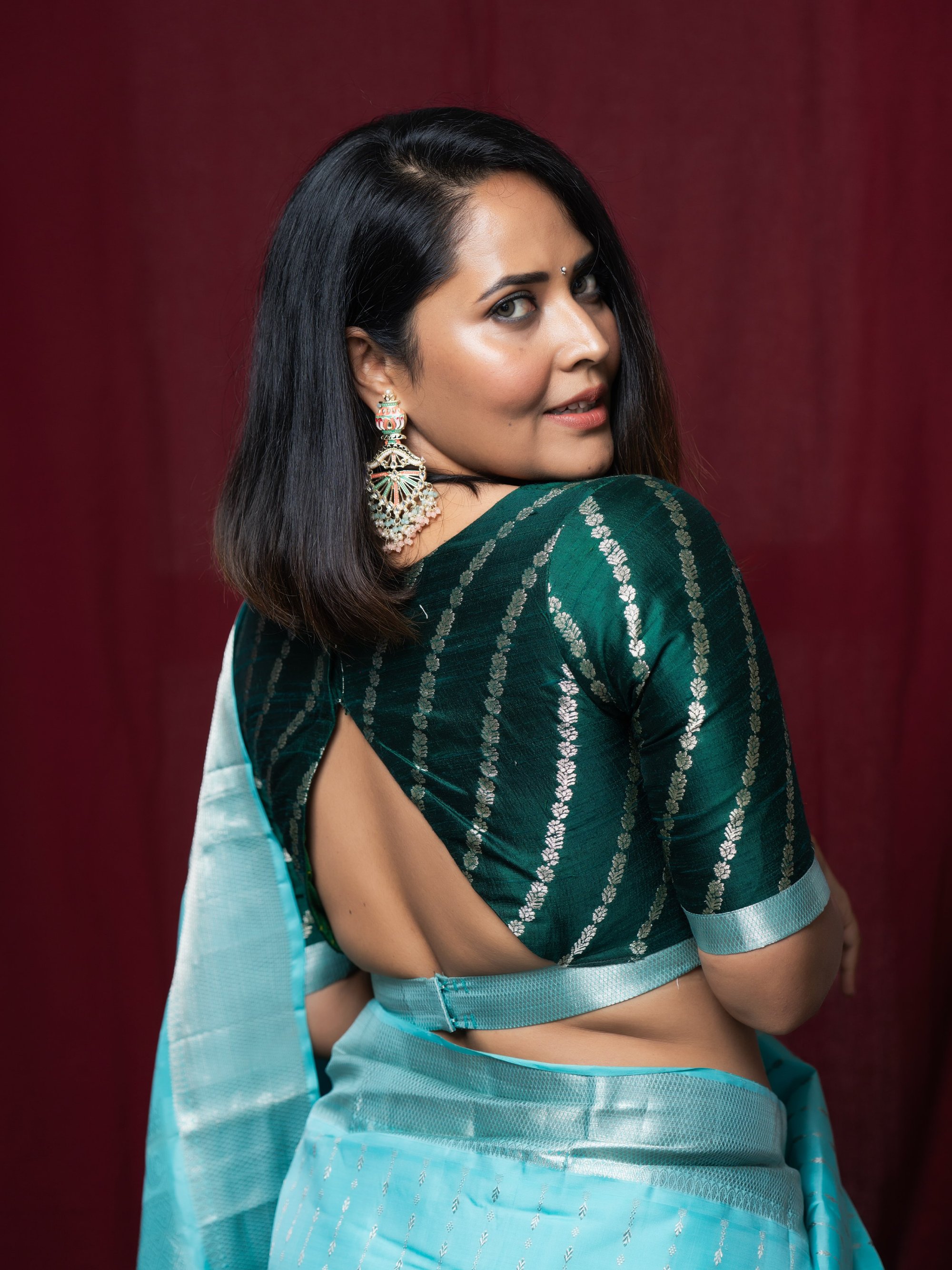 Anasuya Bharadwaj elegant ethnic style