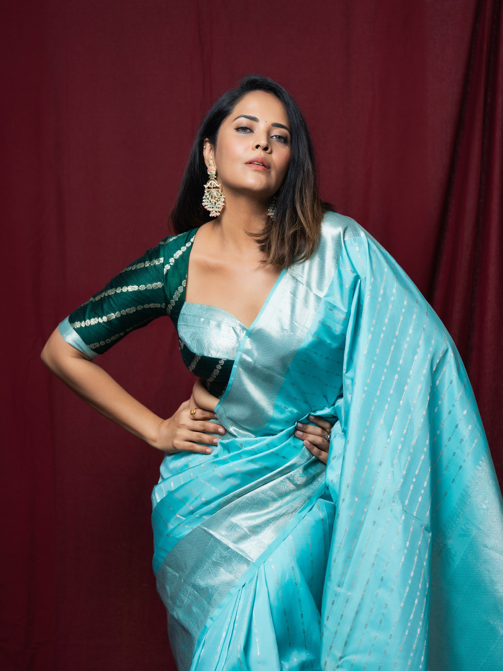 Anasuya Bharadwaj traditional jewellery look
