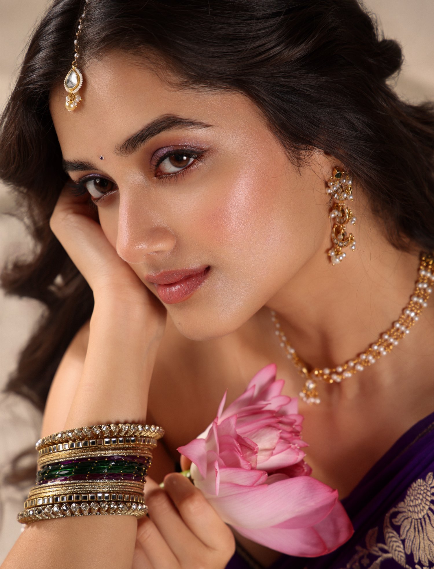 Jewelry That Elevates Royal Elegance