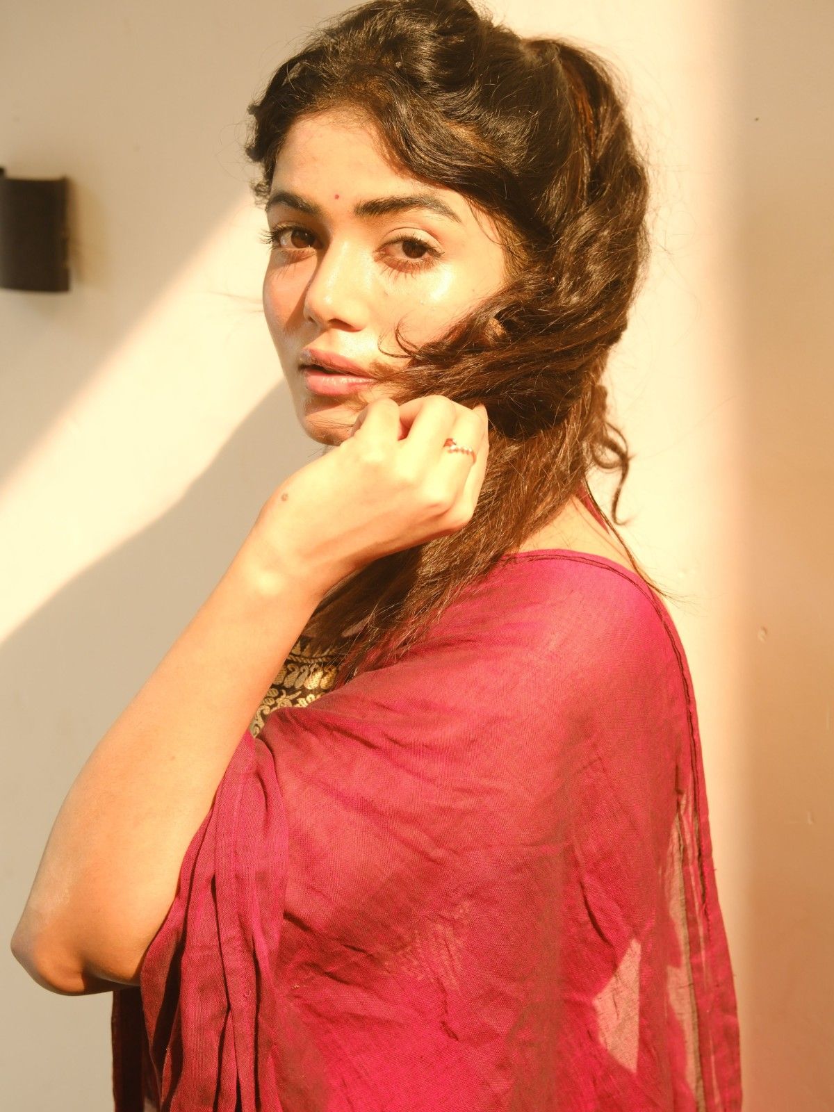 Bigg Boss Tamil 9 Viyana Recent Top Angle Photos Which Attracts Fans