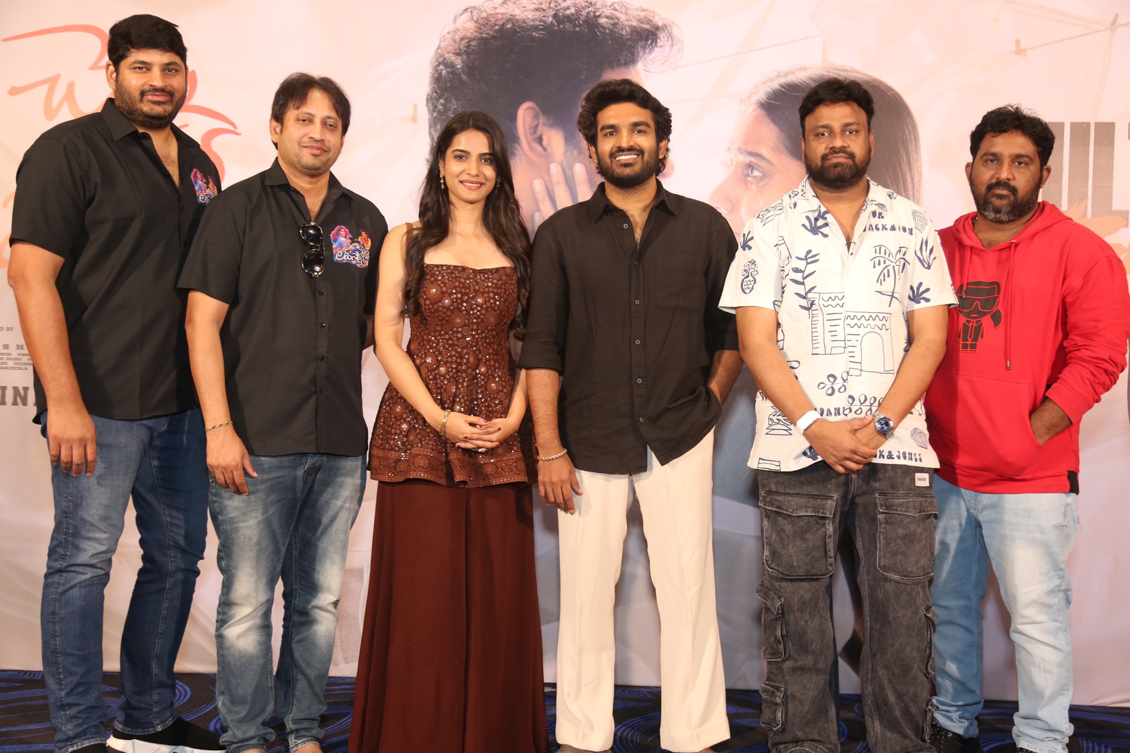 Chennai Love Story cast and makers at success meet