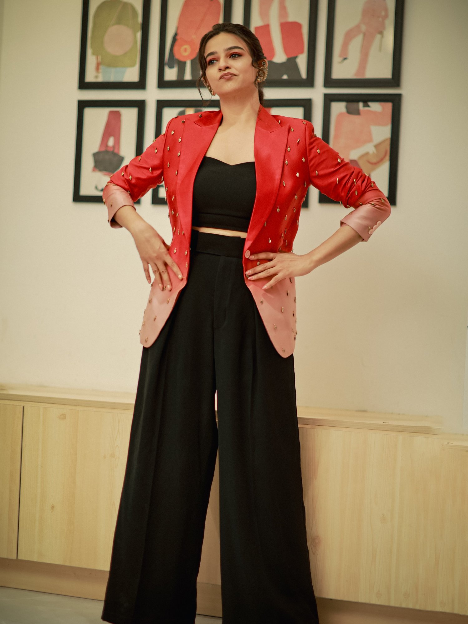Sophisticated Styling with Black Trousers