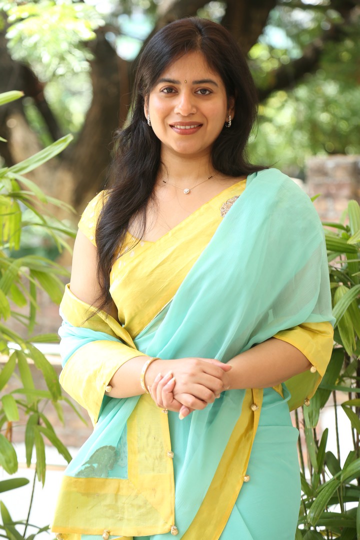 K Niharika Dasari modern ethnic fashion