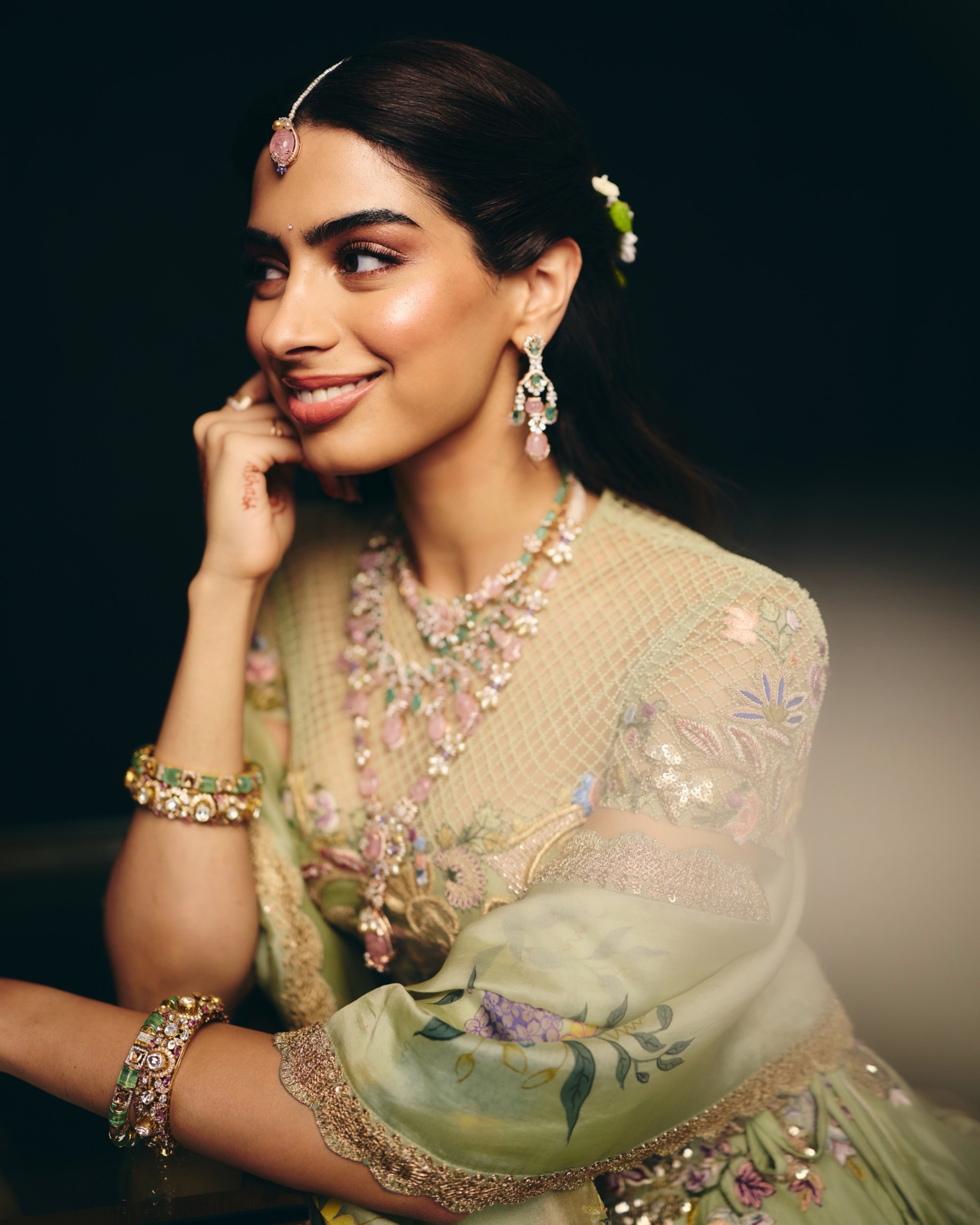 Jewellery and Beauty Details