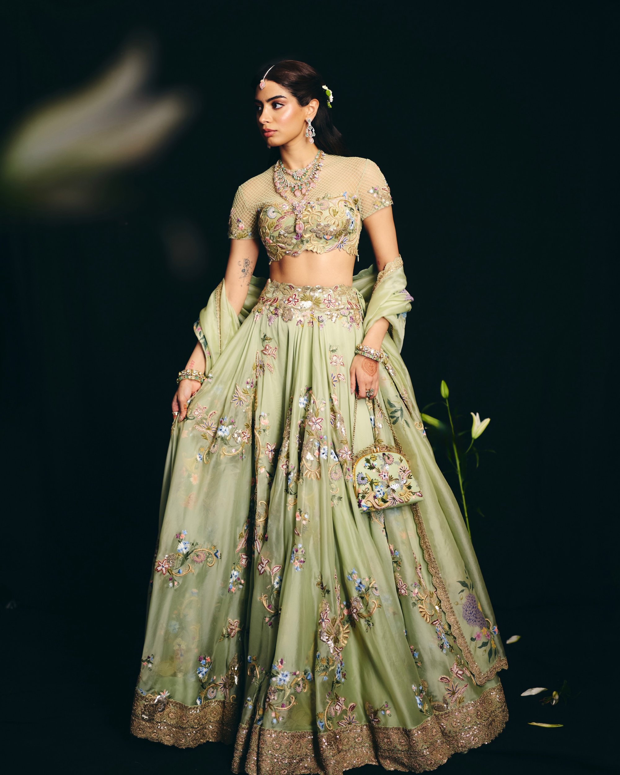A Perfect Blend of Tradition and Modern Elegance