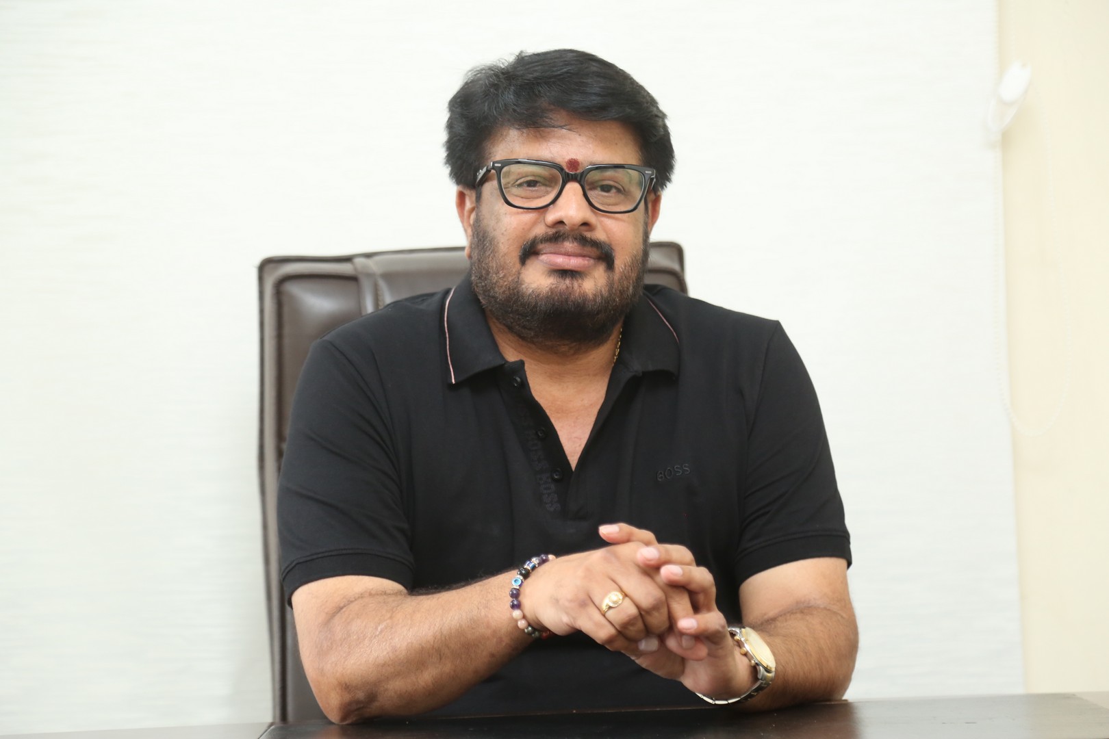 Maheswara Reddy Mooli elegant fashion style