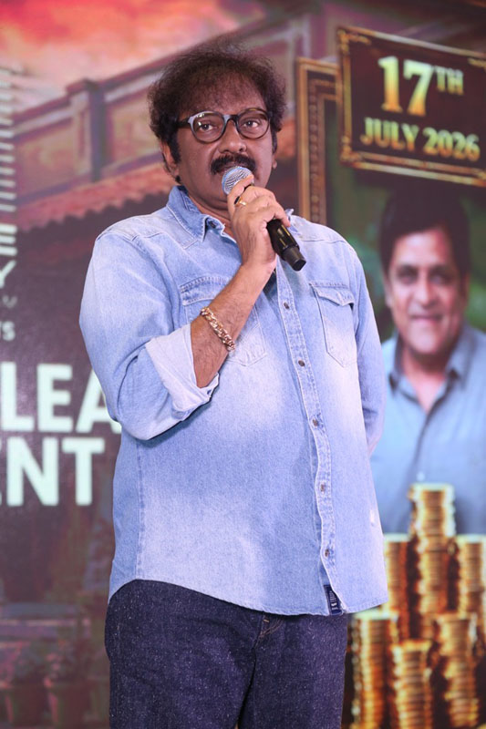 V. V. Vinayak addressing the gathering