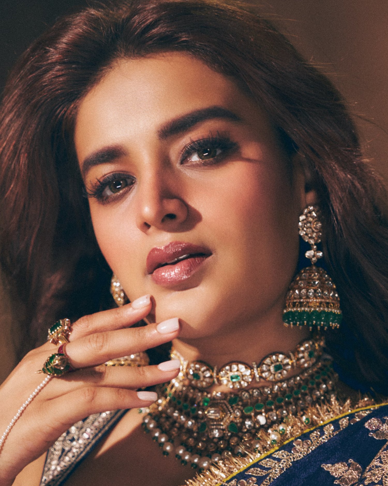 Jewellery That Defines Regal Beauty
