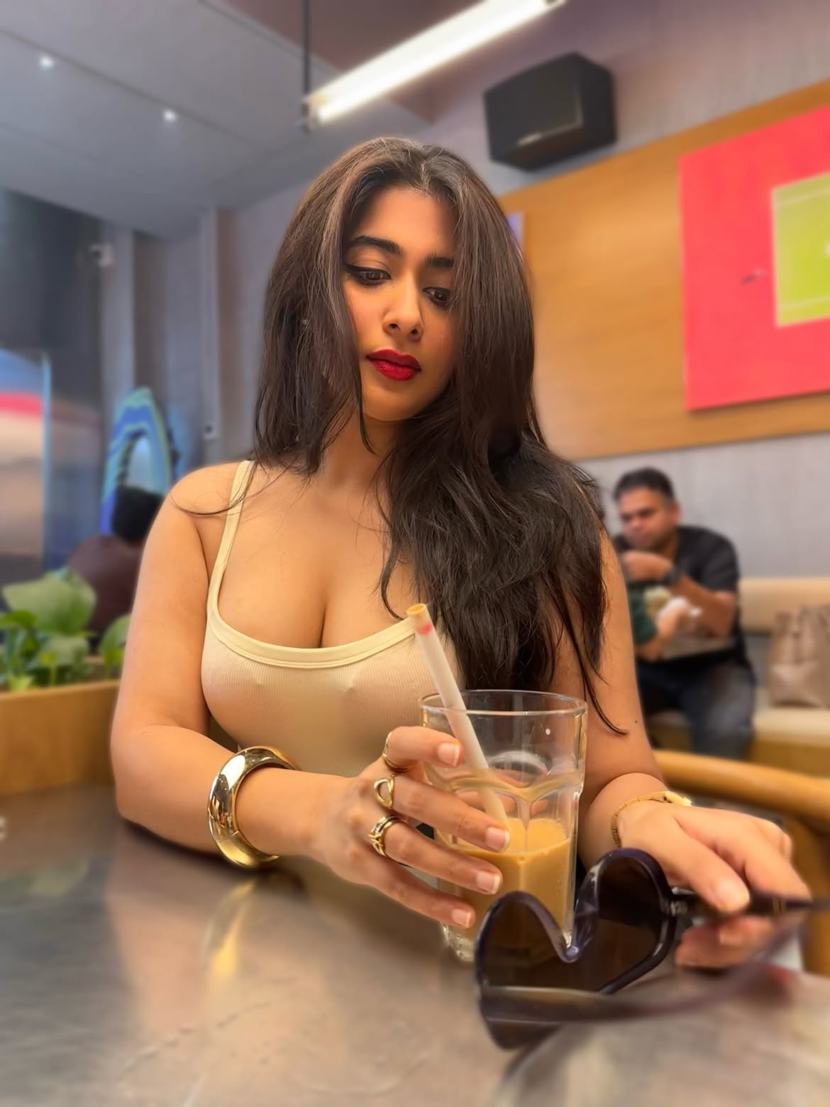 Nikita Sharma back open dress pics