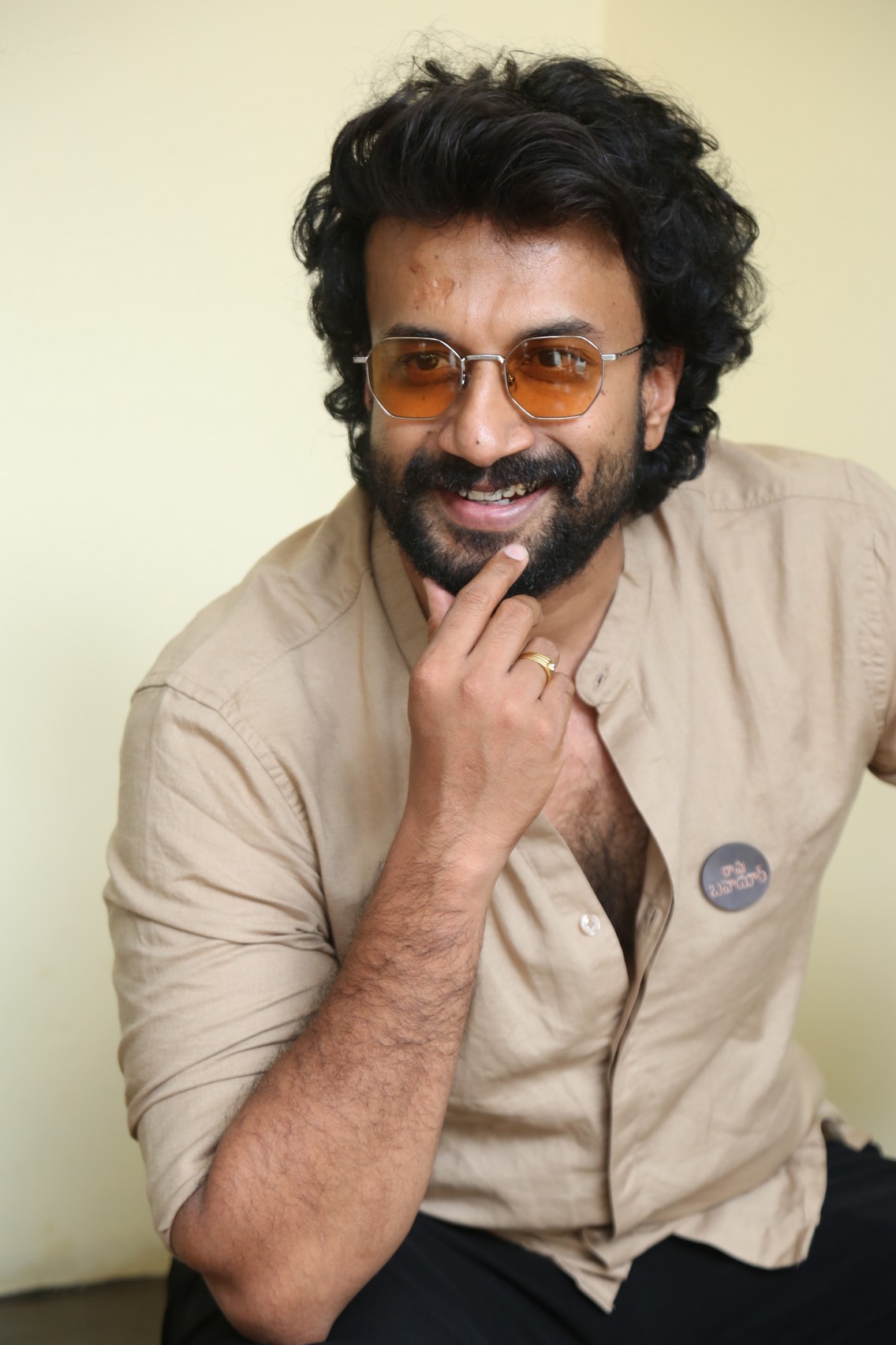 Satyadev modern style icon