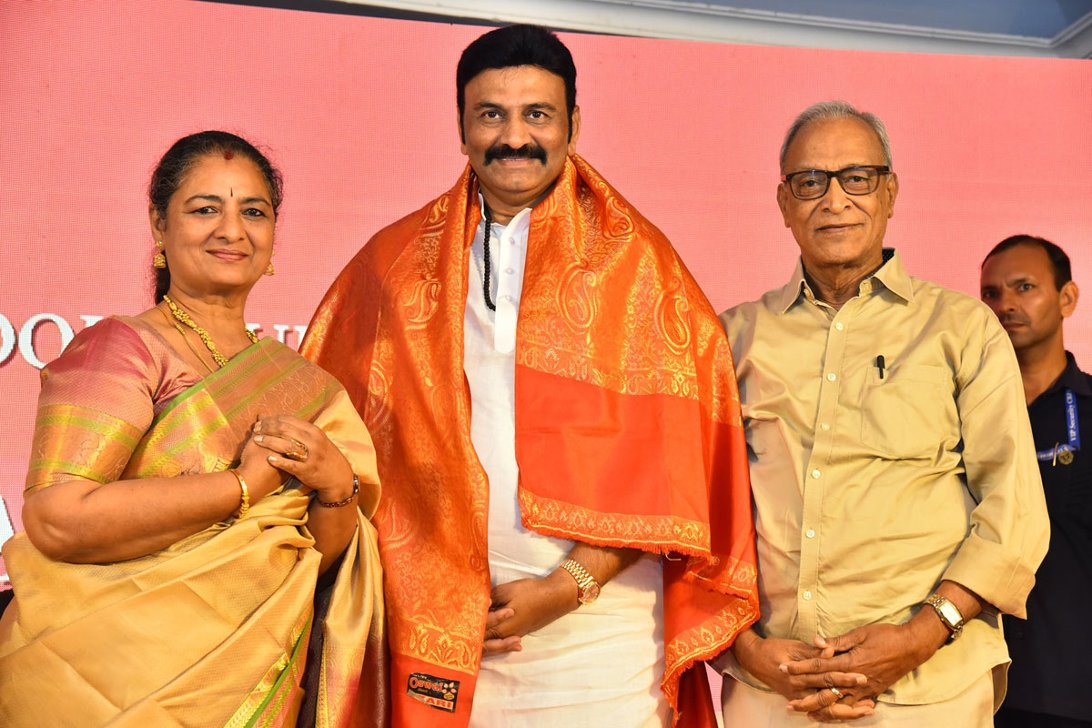 Mahanati Savitri tribute event