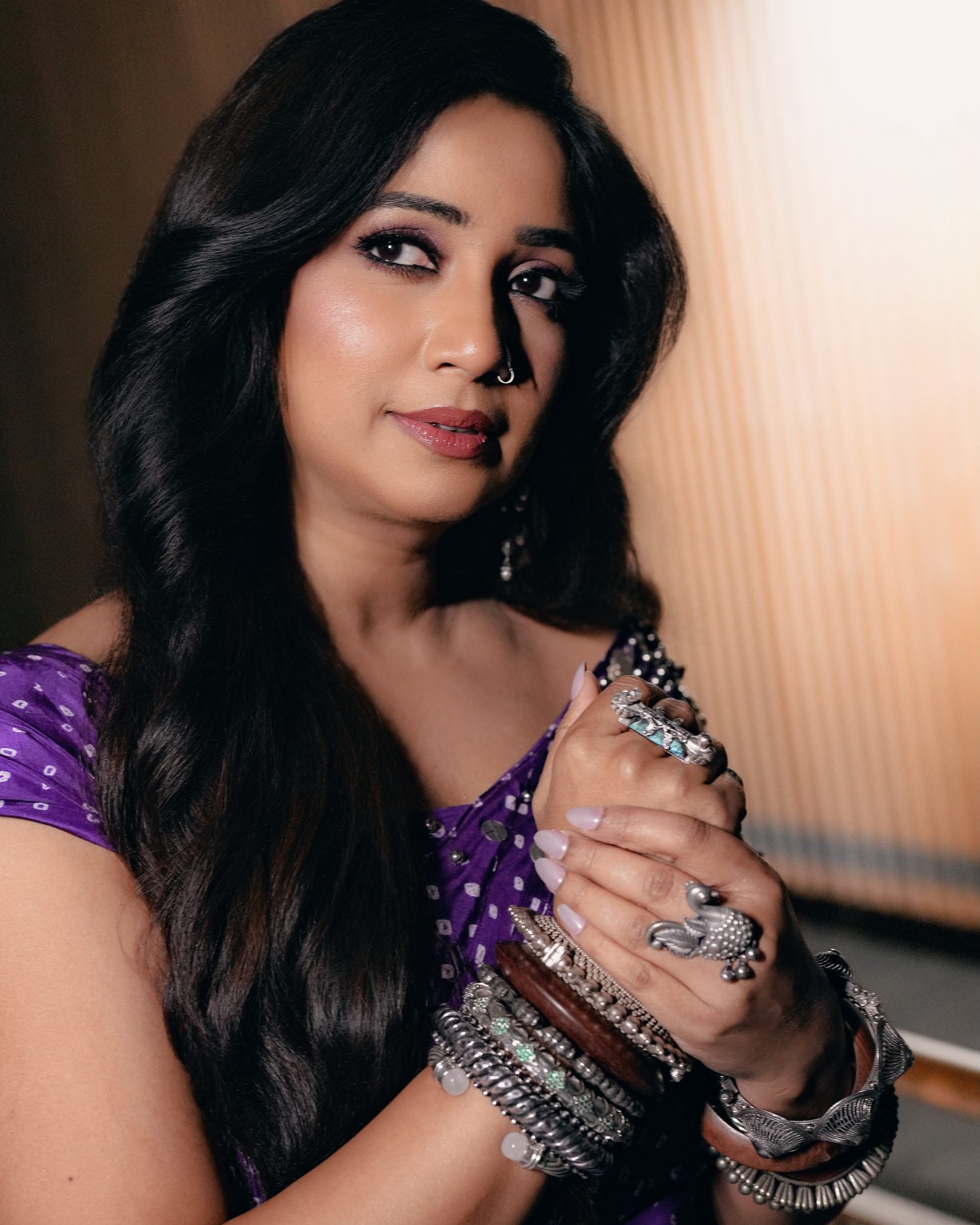 Shreya Ghoshal purple ethnic look