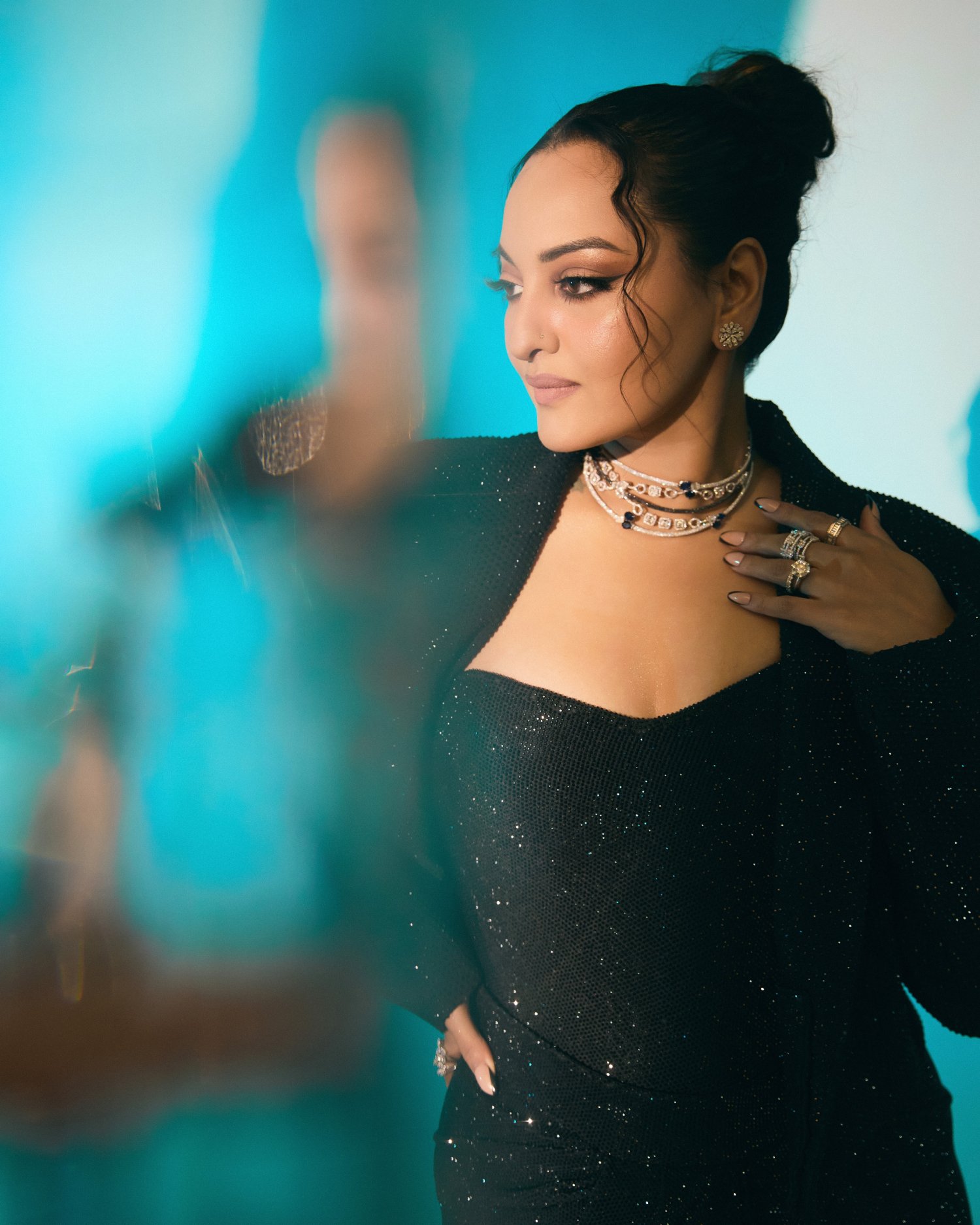 Sonakshi Sinha glamorous beauty look