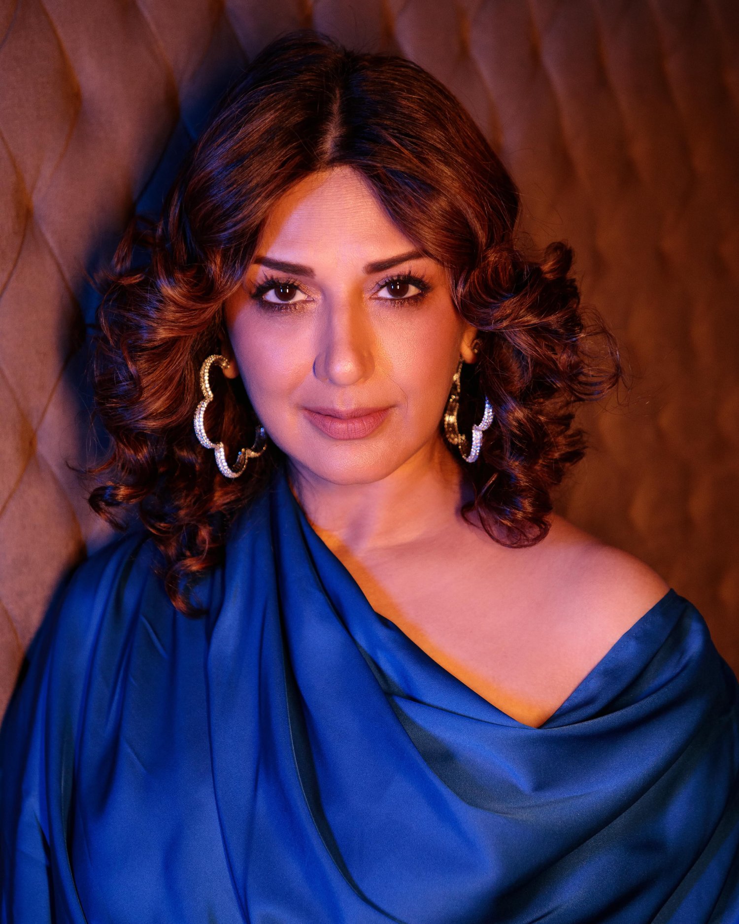 Sonali Bendre graceful saree appearance