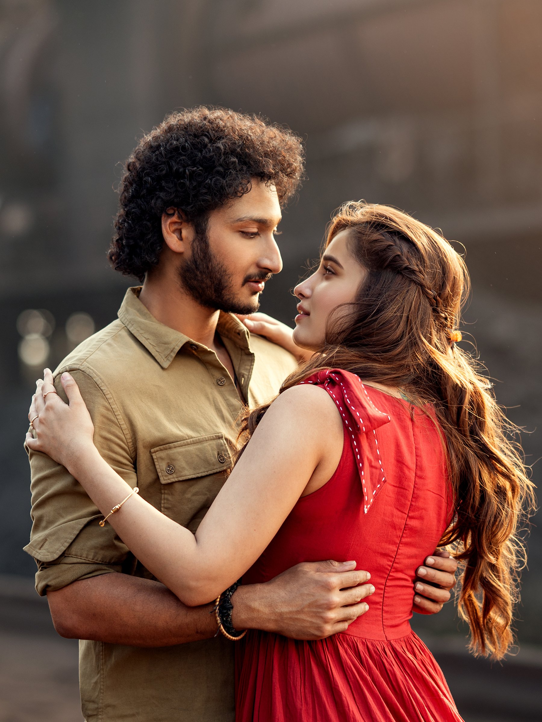 Jaya Krishna Rasha Thadani hugging scene