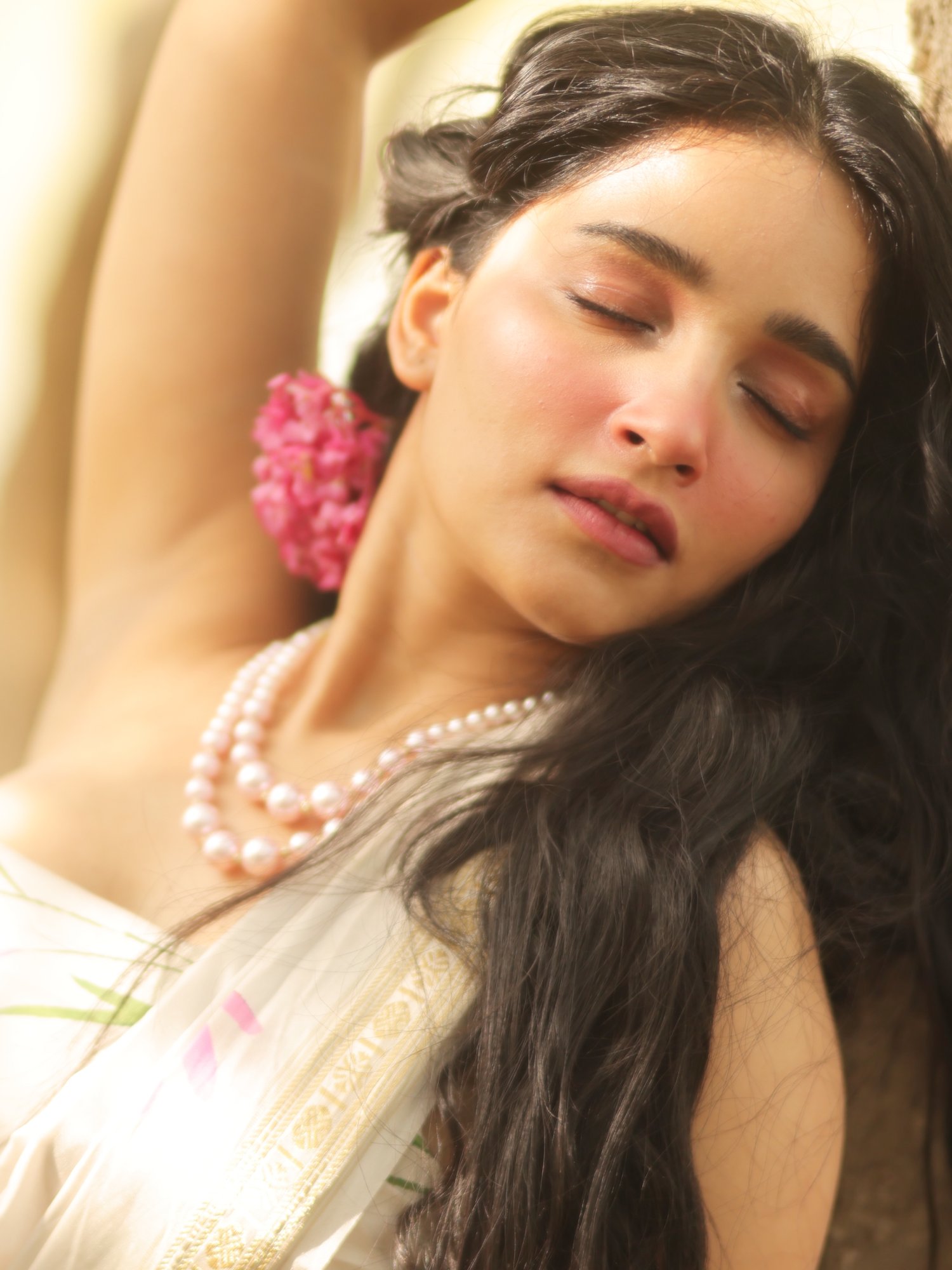 Vishakha Dhiman pearl necklace style