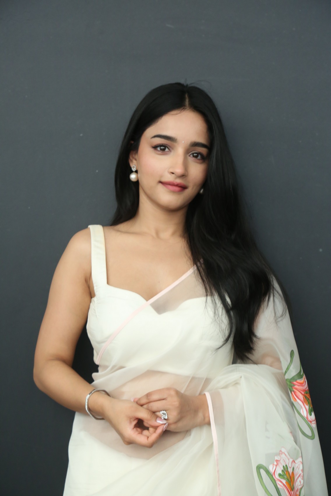 Vishakha Dhiman simple traditional attire