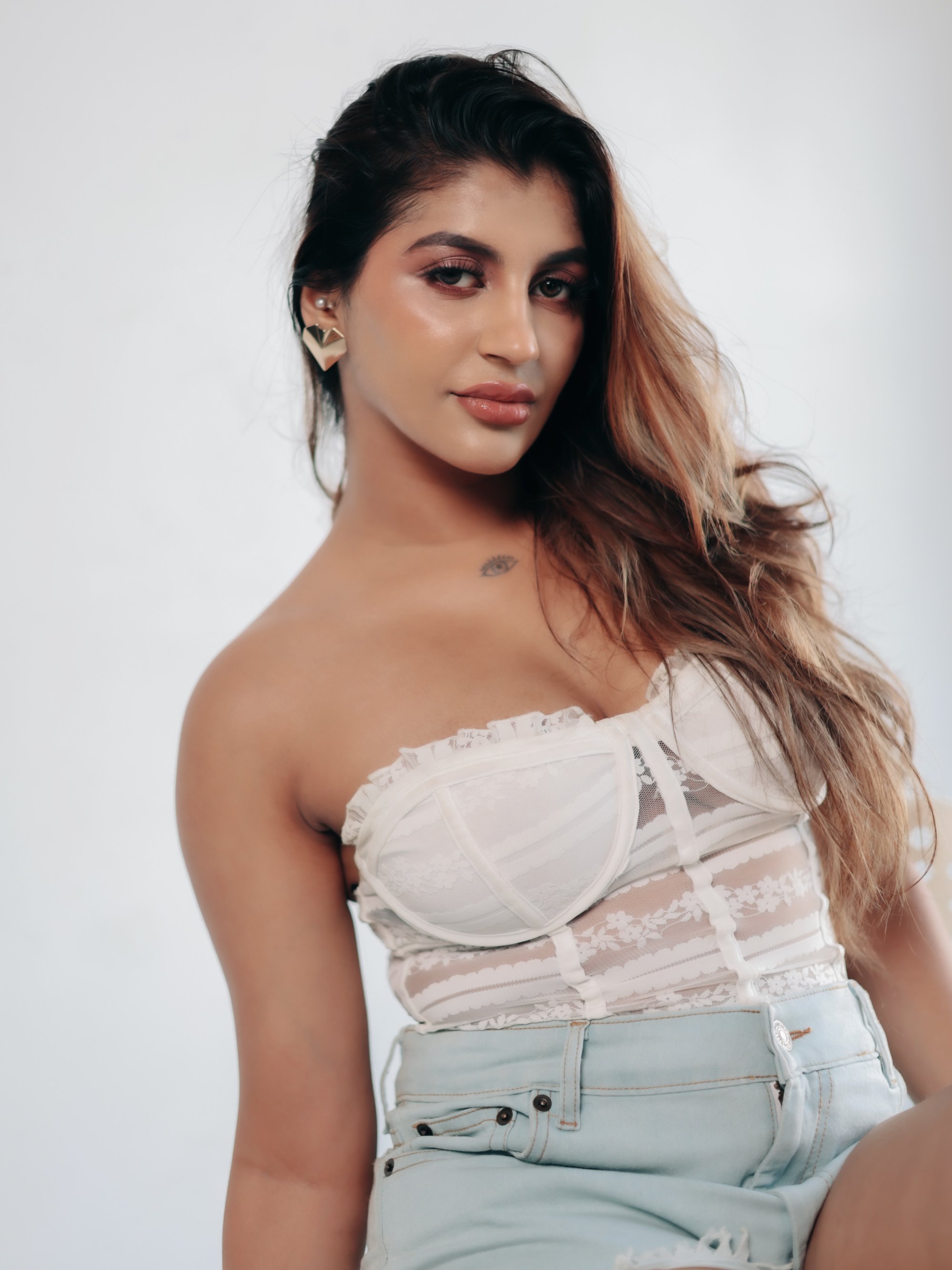 Yashika Aannand confident fashion pose