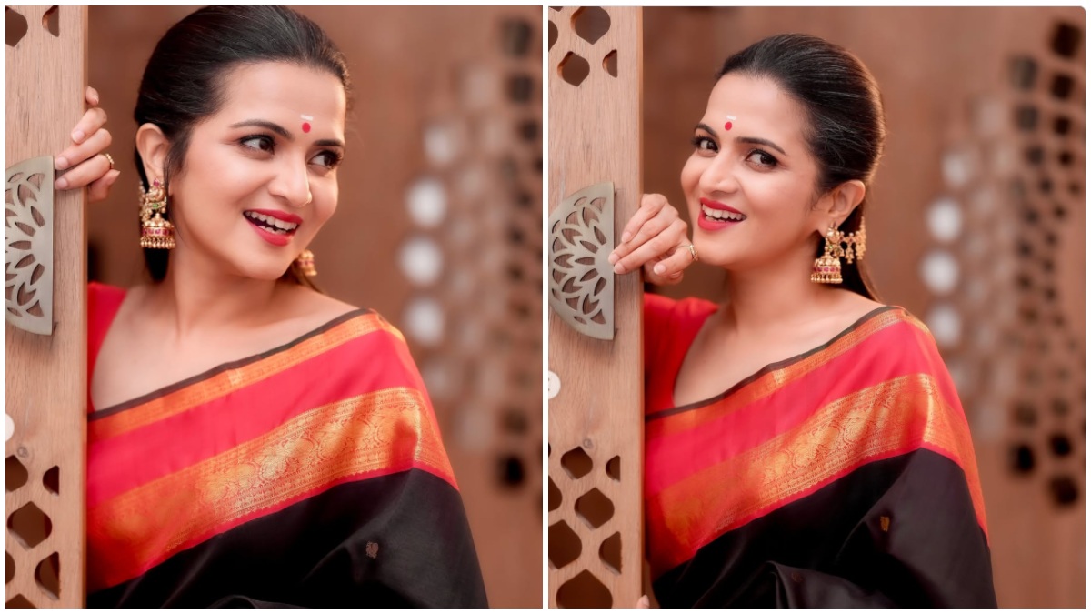 மிஸ்ஸான ஹீரோயின் மெட்டீரியல்.. எவர்கிரீன் பியூட்டி டிடியின் அழகிய போட்டோஸ்!