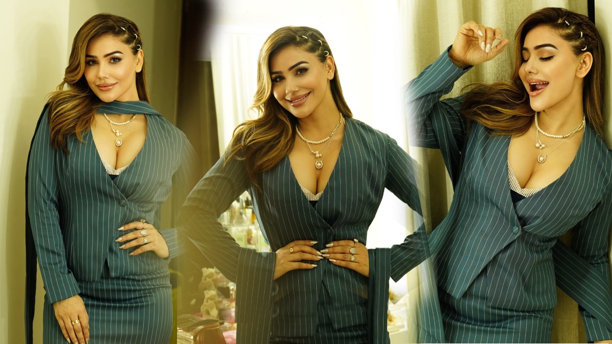 Kangna Sharma: கிளாமர் குயின் கங்கனா சர்மா அணிந்திருக்கும்  இந்த டிரஸ்க்கு பெயர் என்ன? குழம்பும் ரசிகர்கள்!