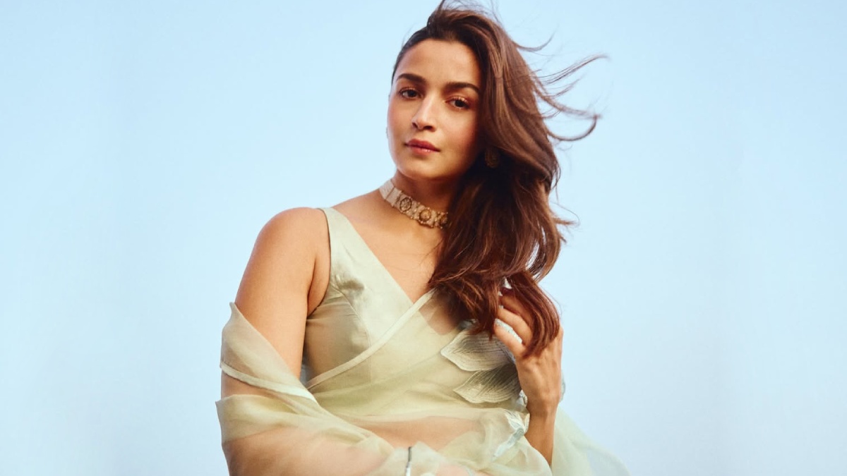 Alia Bhatt Serves Ultimate Wedding Style Goals in Mint Organza Saree