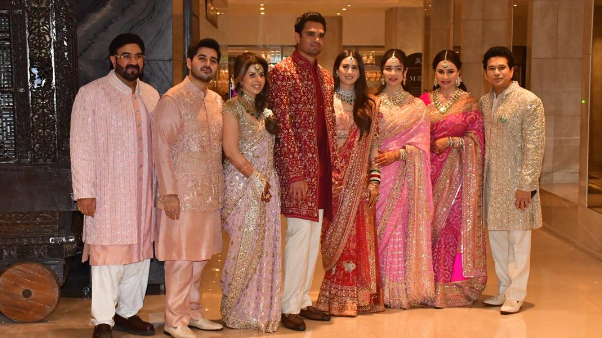 Arjun Tendulkar & Saaniya Chandhok Wedding Ceremony: Shah Rukh Khan, Dhoni, Aishwarya Rai and Cricket Legends Attend