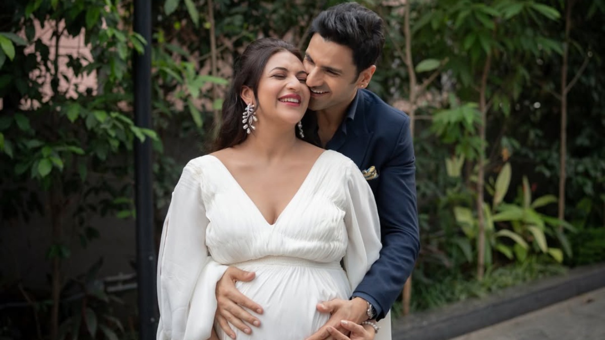 Divyanka Tripathi and Vivek Dahiya Welcome Twin Baby Boys, Adorable Maternity Photos Go Viral