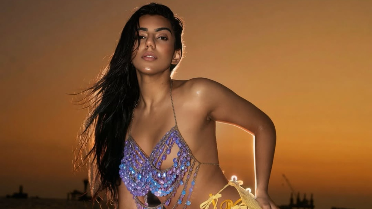 Mannat Khanna’s Sunset Beach Look Redefines Beach Glamour