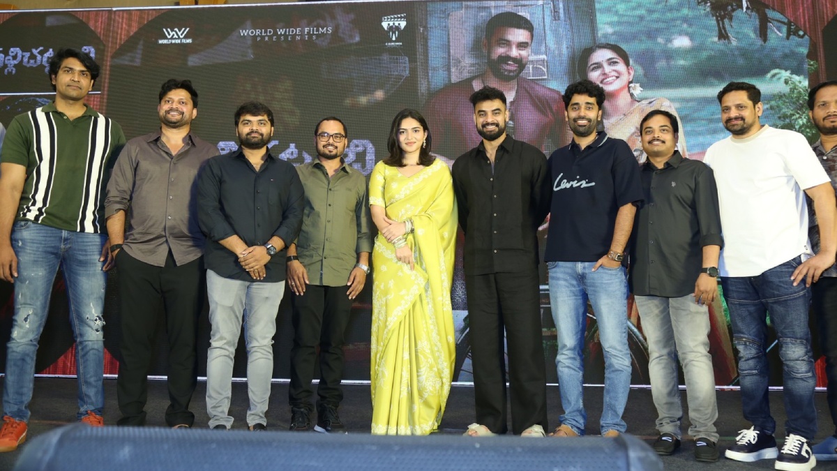 Pallichattambi Movie Grand Release Press Meet Stills