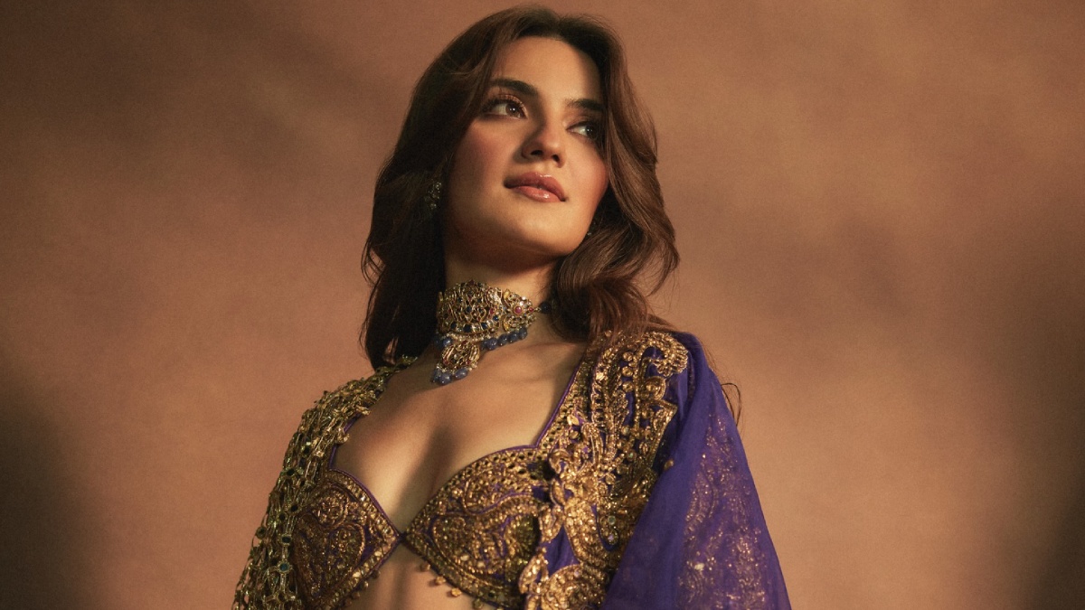 Pratibha Ranta Stuns in Regal Ethnic Looks, Blending Tradition with Modern Elegance