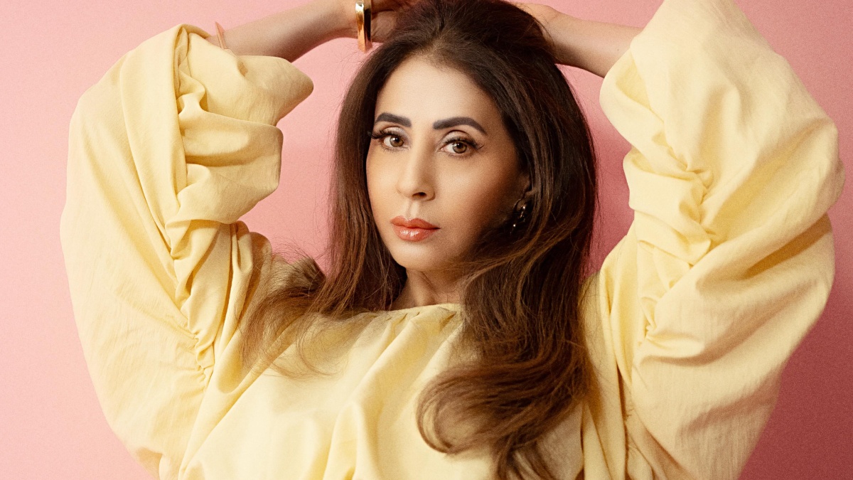 Urmila Matondkar Redefines Timeless Glamour in a Dreamy Pastel Yellow Ensemble