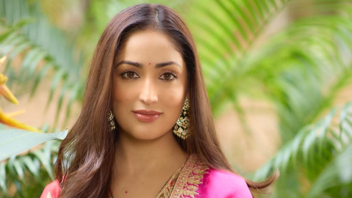 Yami Gautam Breaks Silence On Viral ‘Like’ Row Linked To Kriti Sanon’s Award Win