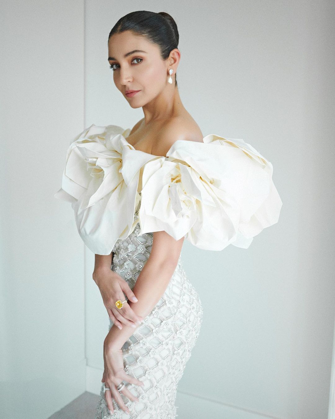 anushka sharma cannes look