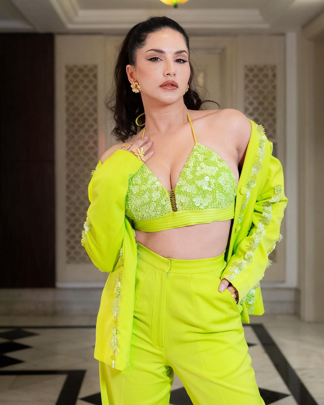 sunny-leone